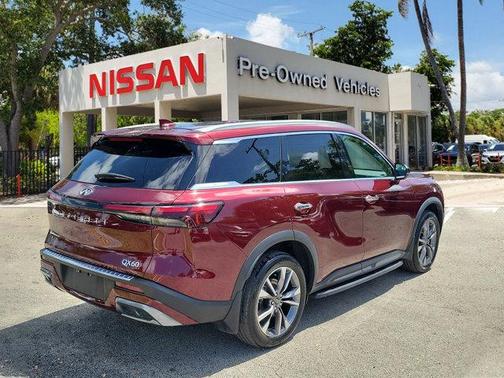 2022 INFINITI QX60 Luxe