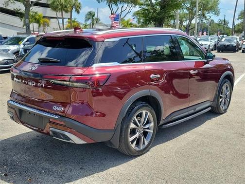 2022 INFINITI QX60 Luxe