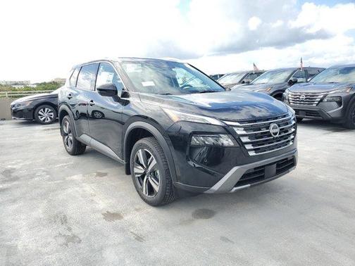 2025 Nissan Rogue SL