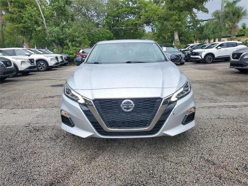2021 Nissan Altima 2.5 SR