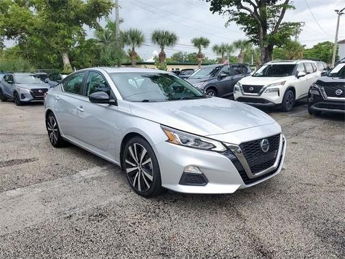2021 Nissan Altima 2.5 SR