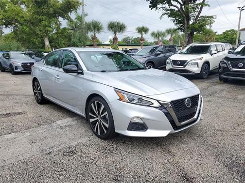 2021 Nissan Altima 2.5 SR