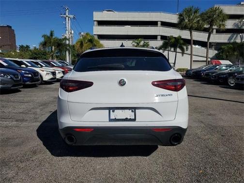 2022 Alfa Romeo Stelvio Sprint