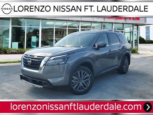 2025 Nissan Pathfinder SL
