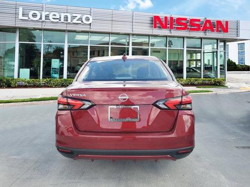 2025 Nissan Versa 1.6 SV