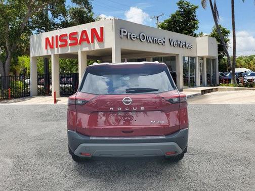 2021 Nissan Rogue SL