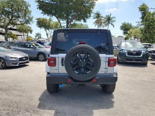 2023 Jeep Wrangler 4xe Sahara