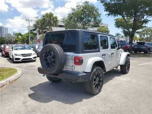 2023 Jeep Wrangler 4xe Sahara