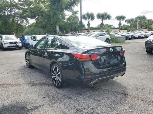 2020 Nissan Altima 2.5 SR