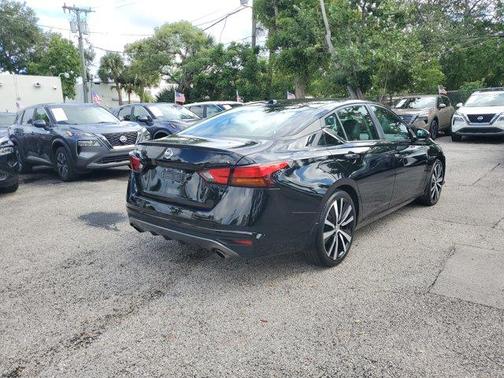 2020 Nissan Altima 2.5 SR