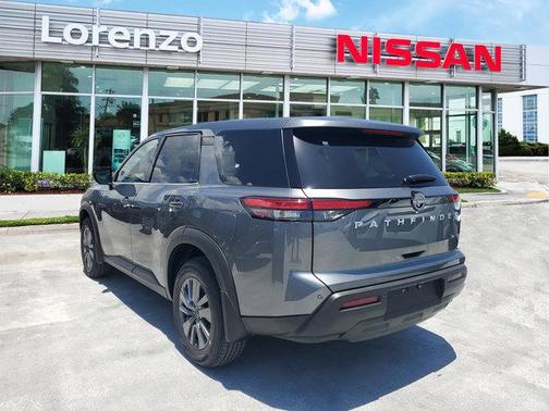2025 Nissan Pathfinder S