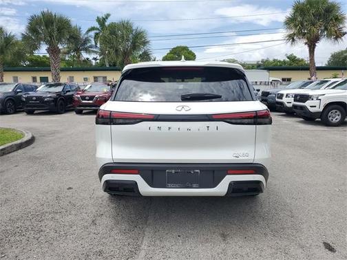 2025 INFINITI QX60 Pure