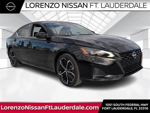 2025 Nissan Altima SR