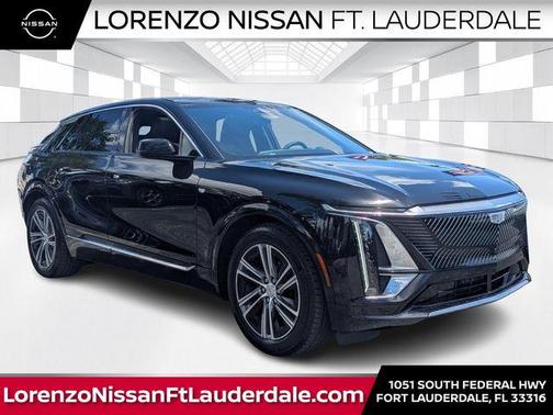 Stellar Black Metallic 2024 Cadillac LYRIQ Luxury