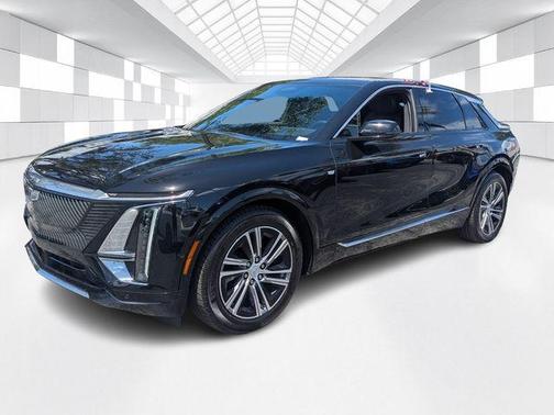 Stellar Black Metallic 2024 Cadillac LYRIQ Luxury