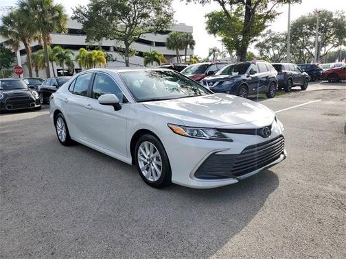 2023 Toyota Camry LE