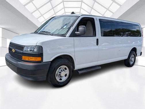 2023 Chevrolet Express 3500 LS