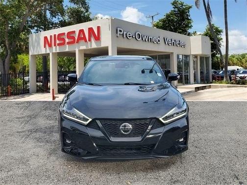 2022 Nissan Maxima SR