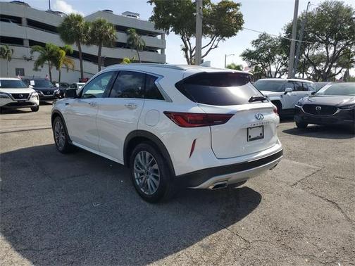 2024 INFINITI QX50 Luxe