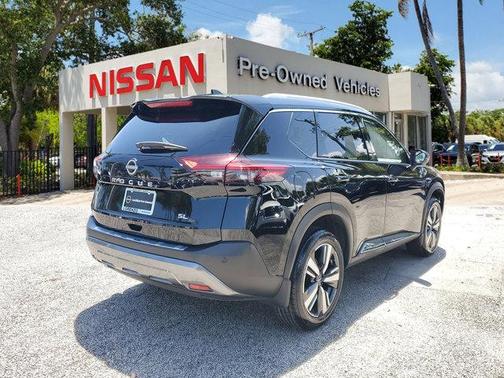 2023 Nissan Rogue SL