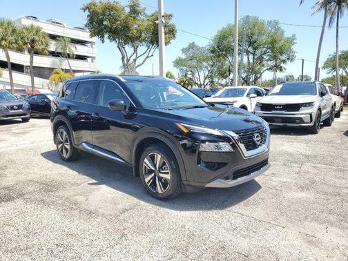2023 Nissan Rogue SL