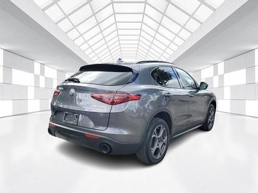 2022 Alfa Romeo Stelvio Sprint