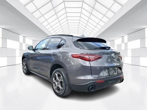 2022 Alfa Romeo Stelvio Sprint