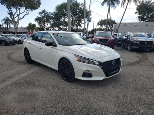 2022 Nissan Altima 2.5 SR