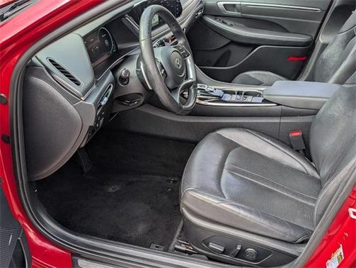 2021 Hyundai SONATA Hybrid Limited