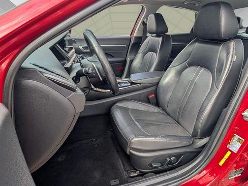 2021 Hyundai SONATA Hybrid Limited