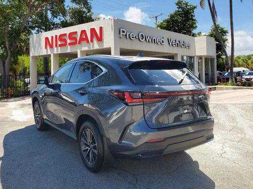 2025 Lexus NX 250 Premium