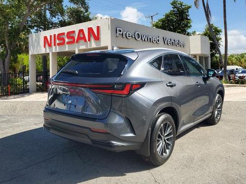 2025 Lexus NX 250 Premium