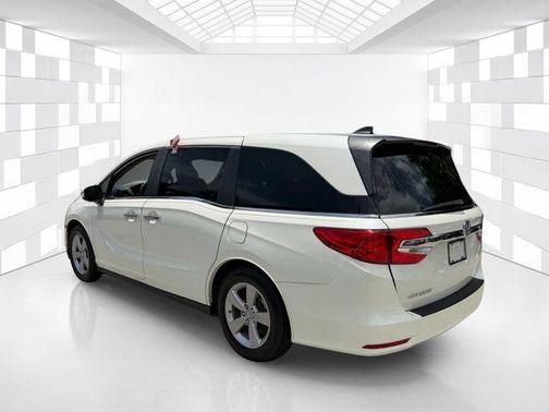 White 2019 Honda Odyssey EX-L