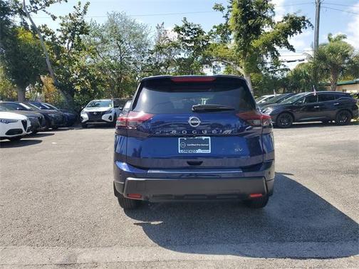 2024 Nissan Rogue SV