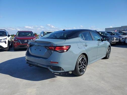 2025 Nissan Sentra SR