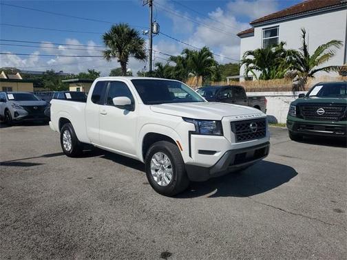 2023 Nissan Frontier SV