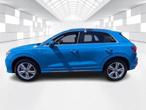 2022 Audi Q3 45 S line Premium Plus
