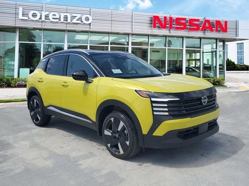 2025 Nissan Kicks SR