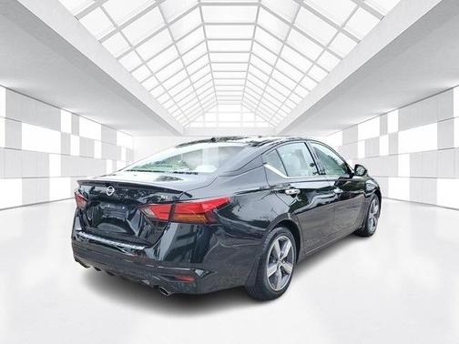 2022 Nissan Altima 2.5 SL