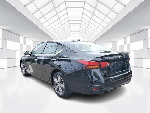 2022 Nissan Altima 2.5 SL