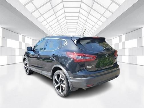 2021 Nissan Rogue Sport SL