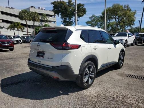 2022 Nissan Rogue SL