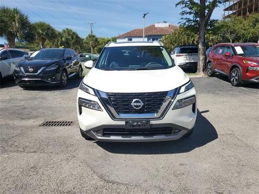 2022 Nissan Rogue SL