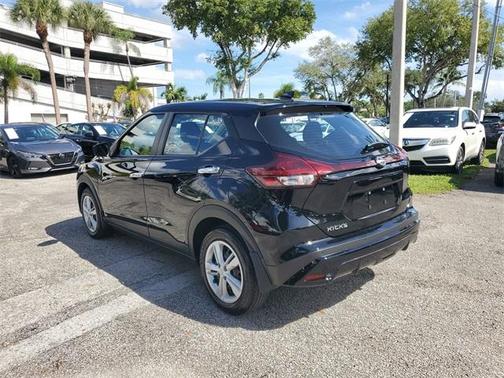 2024 Nissan Kicks S