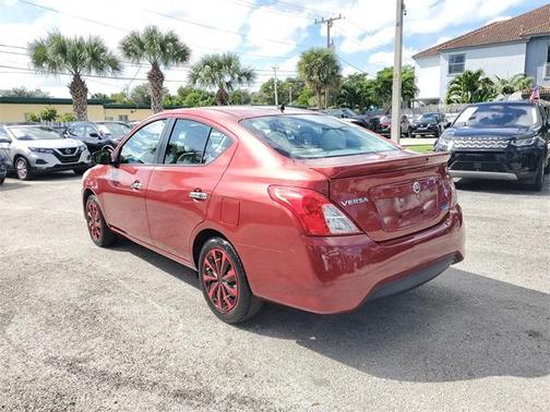 2016 Nissan Versa 1.6 SV
