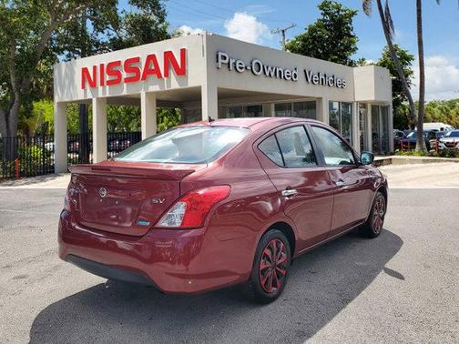 2016 Nissan Versa 1.6 SV