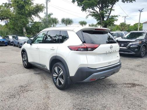 2022 Nissan Rogue SL