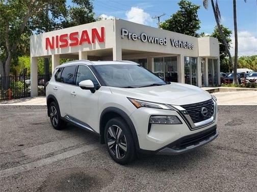 2022 Nissan Rogue SL