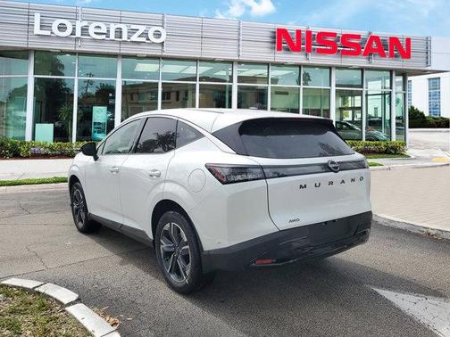 2025 Nissan Murano SV