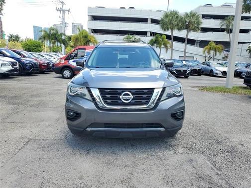 2018 Nissan Pathfinder SL